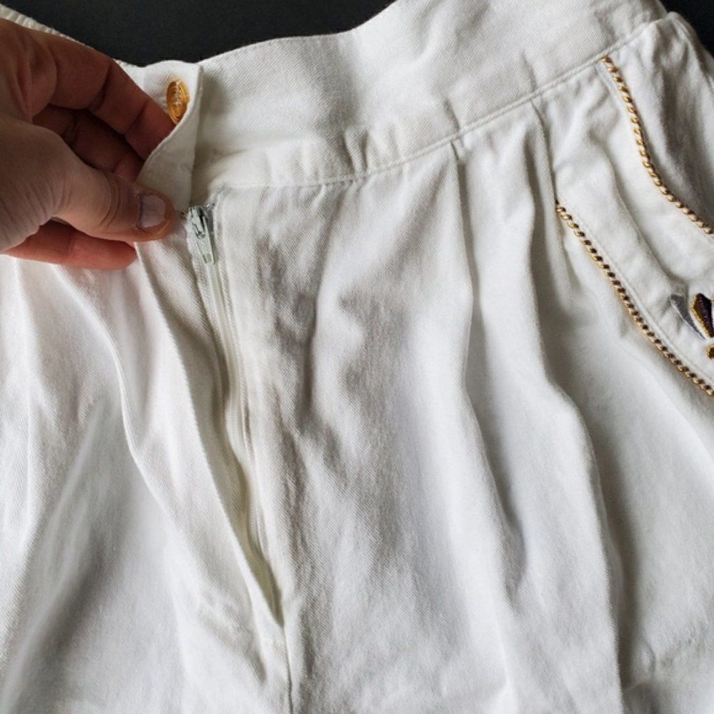 💍Vintage Saint Germain Paris High Waisted shorts - Picture 4 of 8